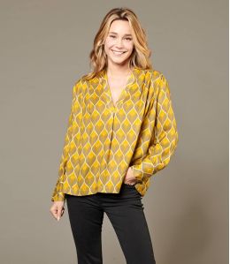 SARA PAON JAUNE Blouse en Viscose pour Femme - Essentiels d'hiver - Storiatipic SARA PAON JAUNE Blouse en Viscose pour Femme - Essentiels d'hiver - Storiatipic