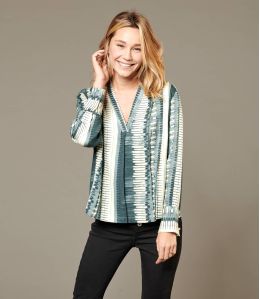 SARA PIANO GRIS Blouse en Viscose pour Femme - Essentiels d'hiver - Storiatipic SARA PIANO GRIS Blouse en Viscose pour Femme - Essentiels d'hiver - Storiatipic