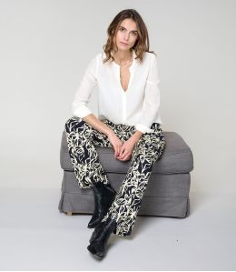 SASHA PASTEL ZWARTE VISCOSE BROEK - - Storiatipic SASHA PASTEL ZWARTE VISCOSE BROEK - - Storiatipic